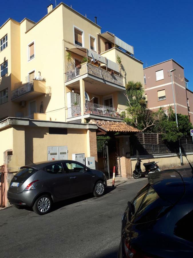Rey Apartament Lejlighed Rom Eksteriør billede